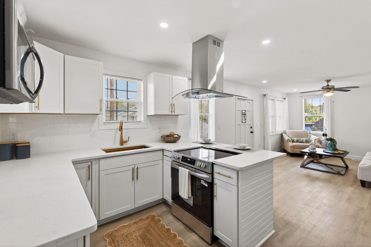 940 Sycamore Avenue Photo 10