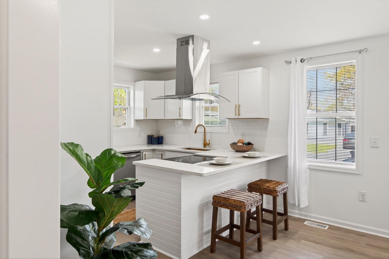 940 Sycamore Avenue Photo 11