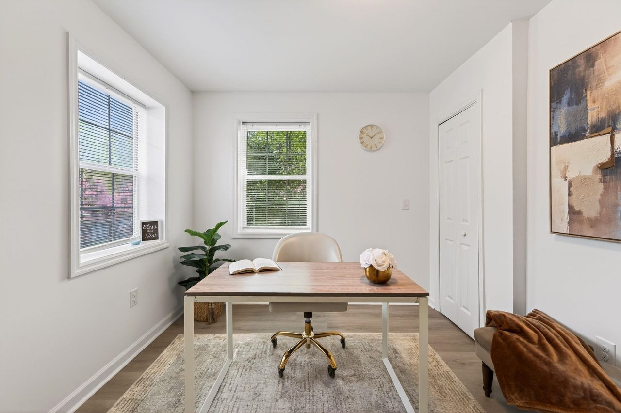 940 Sycamore Avenue Photo 20