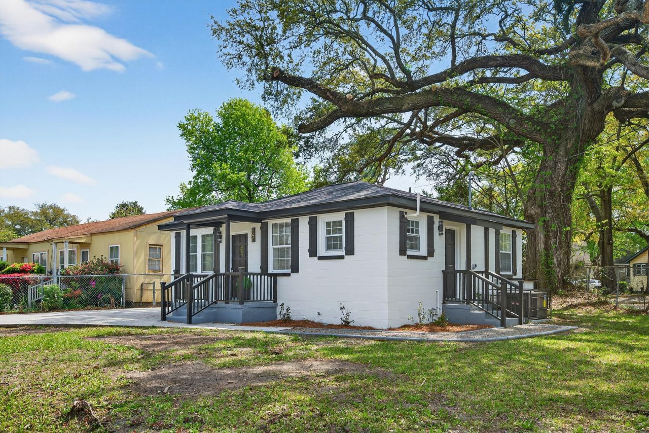 940 Sycamore Avenue Photo 21