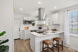 940 Sycamore Avenue photo 4