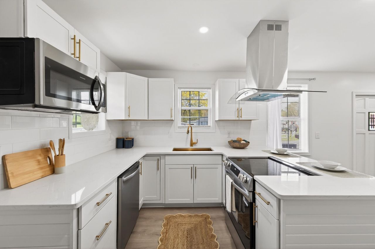 940 Sycamore Avenue Photo 7