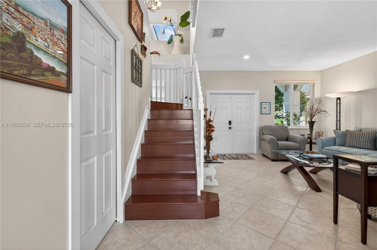 1512 Maple Dr , Weston, FL 33327 Photo