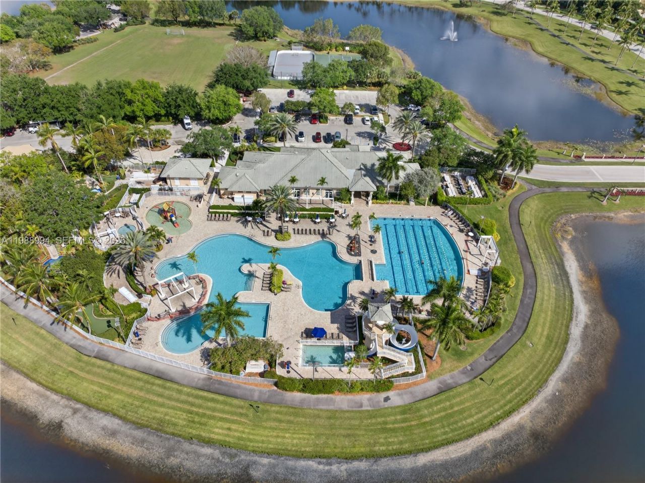 1512 Maple Dr , Weston, FL 33327 Photo