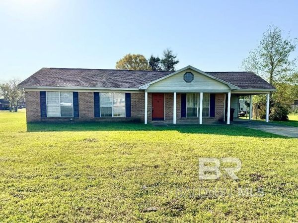 120 W Northgate Drive, Loxley, AL 36551