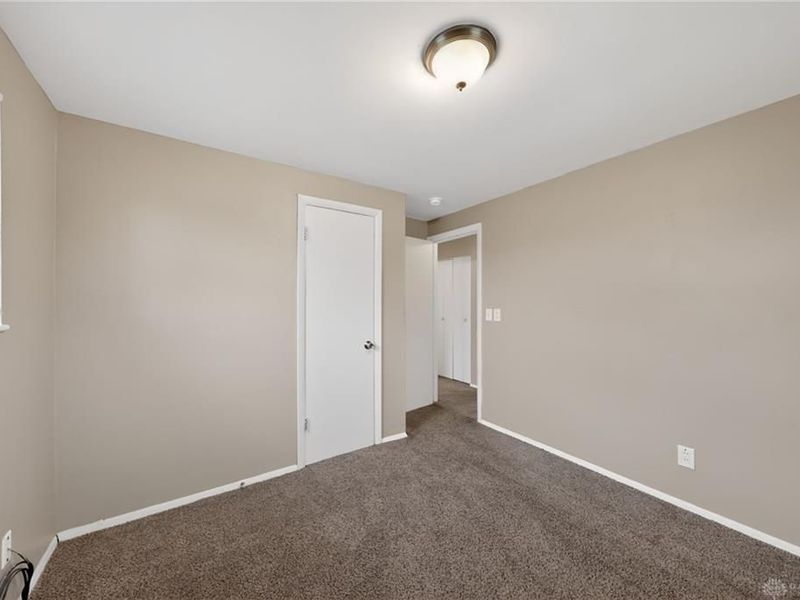 5230 Hoover Avenue, Dayton, OH 45417 Photo 13