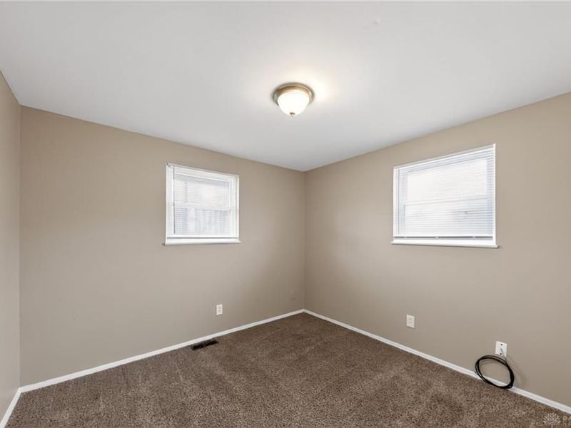 5230 Hoover Avenue, Dayton, OH 45417 Photo 14