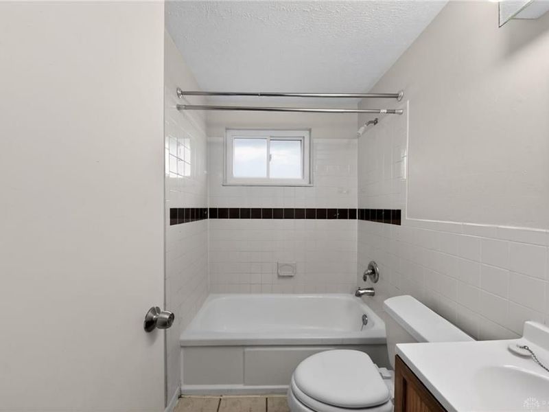 5230 Hoover Avenue, Dayton, OH 45417 Photo 29