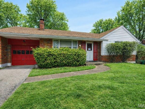 1201 Duenke Drive , St Louis, MO 63137