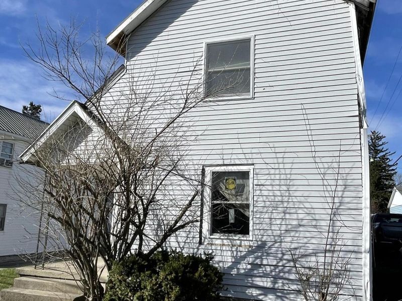 825 Eastern Avenue, Bellefontaine, OH 43311 Photo 5