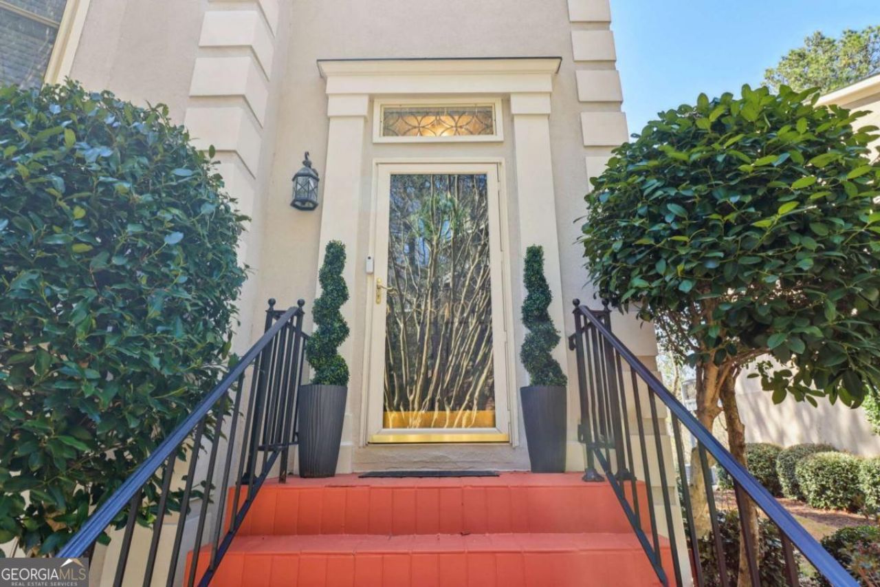 8840 Niblic Drive, Alpharetta, GA 30022 Main Photo