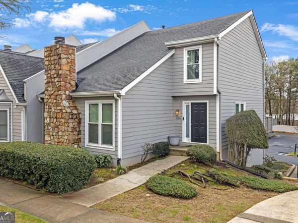 1206 Defoor Court NW, Unit 2A, Atlanta, GA 30318