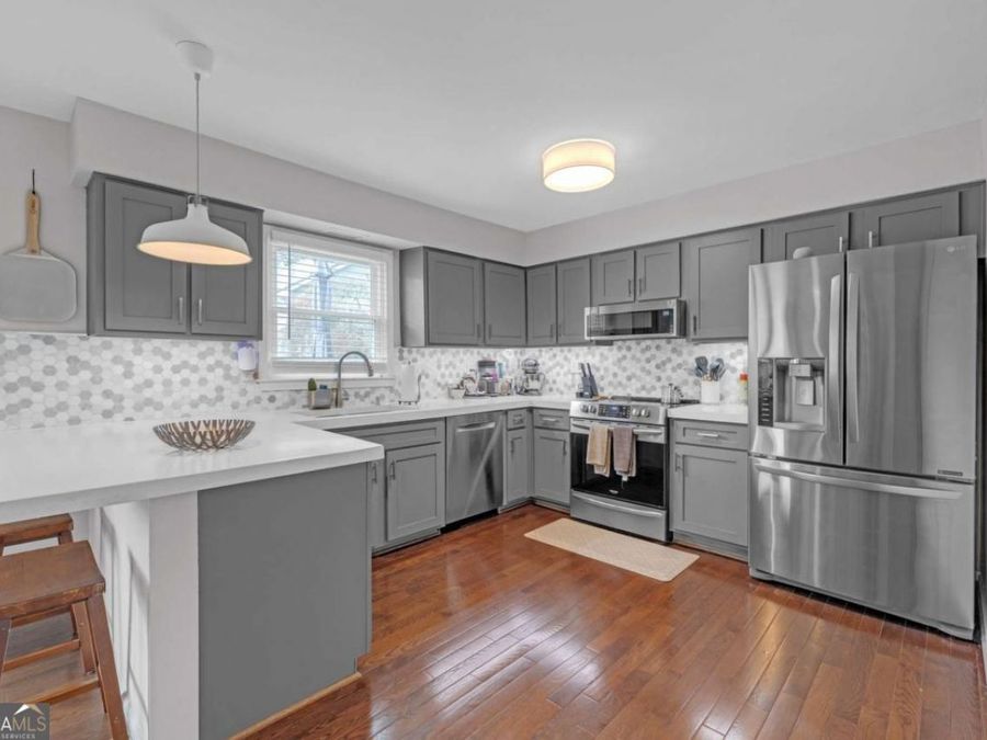 Property Image 8