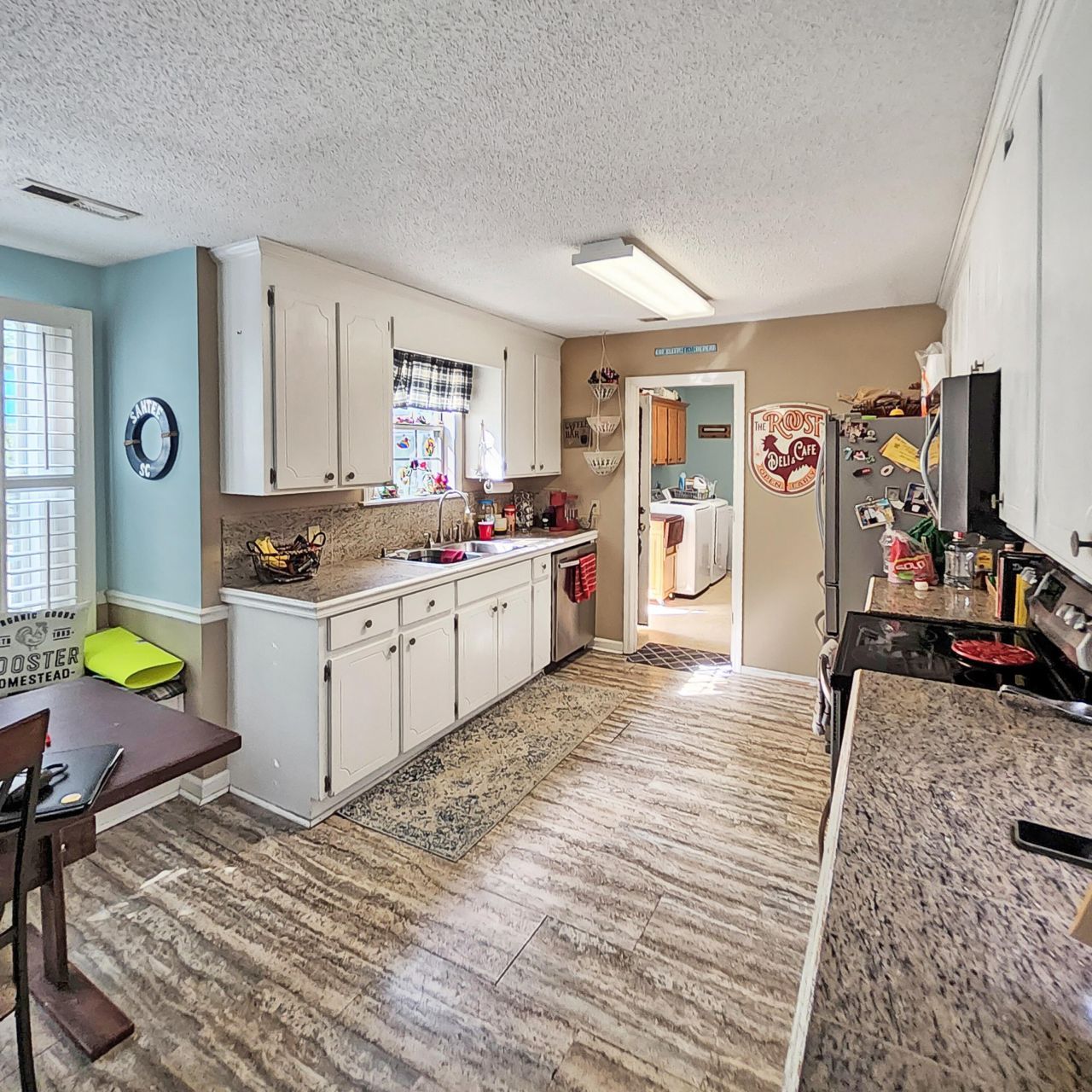 384 Suwanee Drive Photo 15