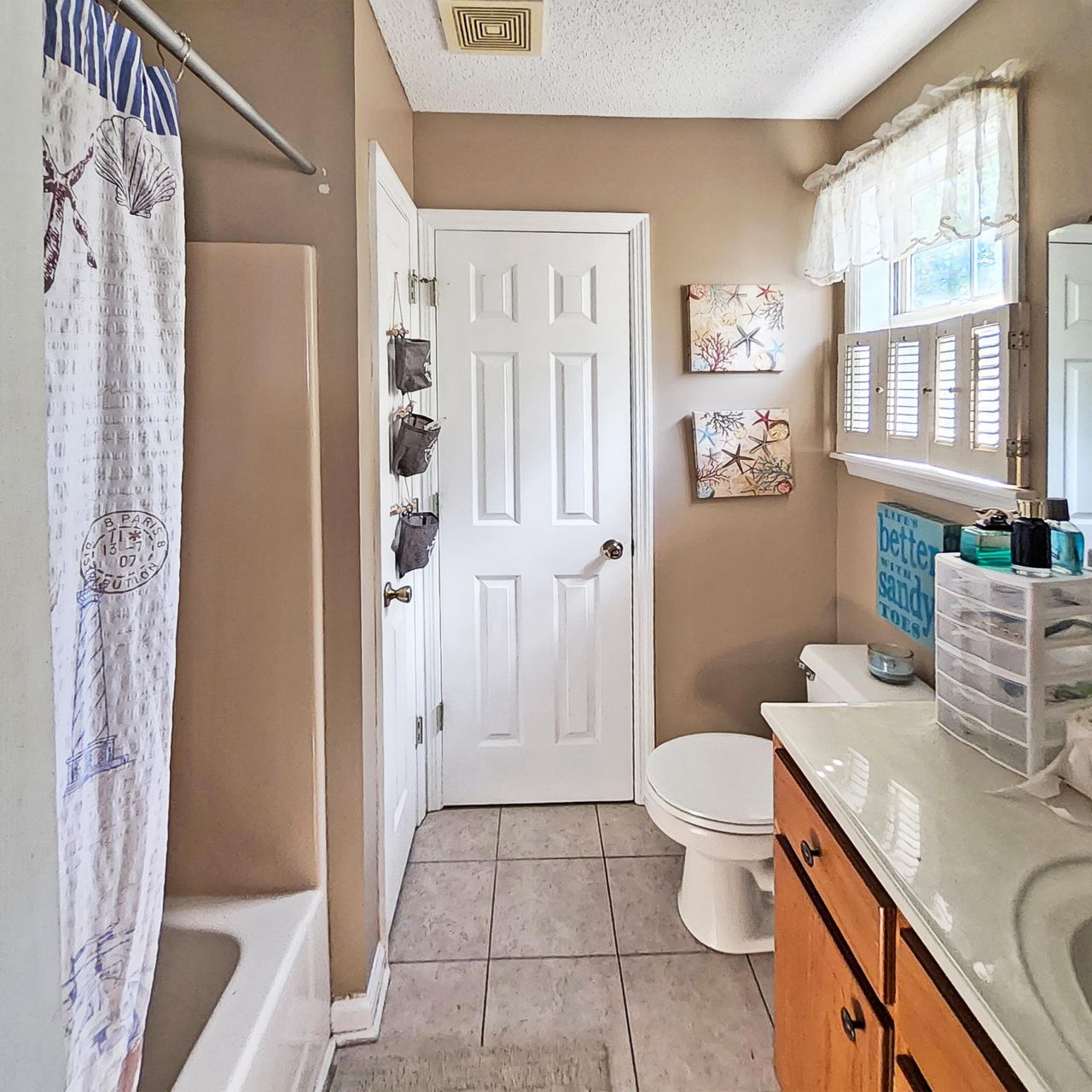 384 Suwanee Drive Photo 25