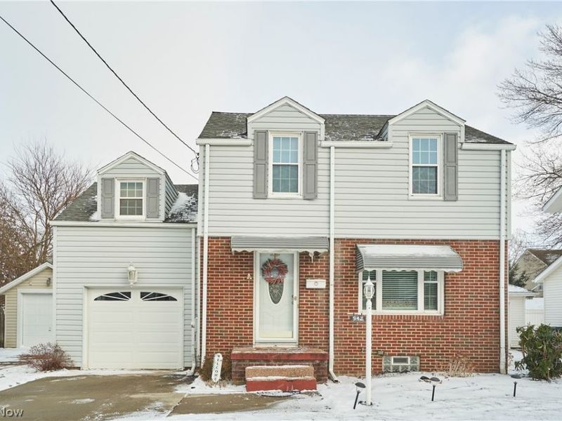 942 Bellflower Avenue SW, Canton, OH 44710 Photo 3