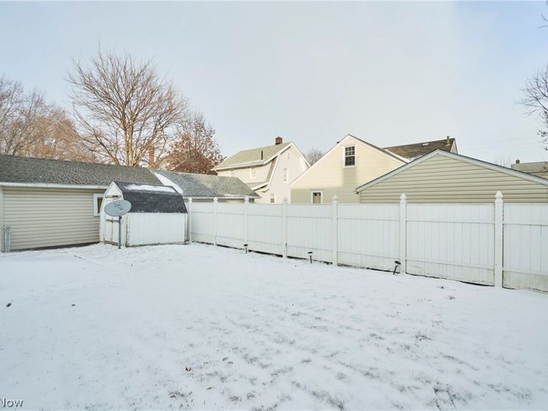 942 Bellflower Avenue SW, Canton, OH 44710 Photo 4