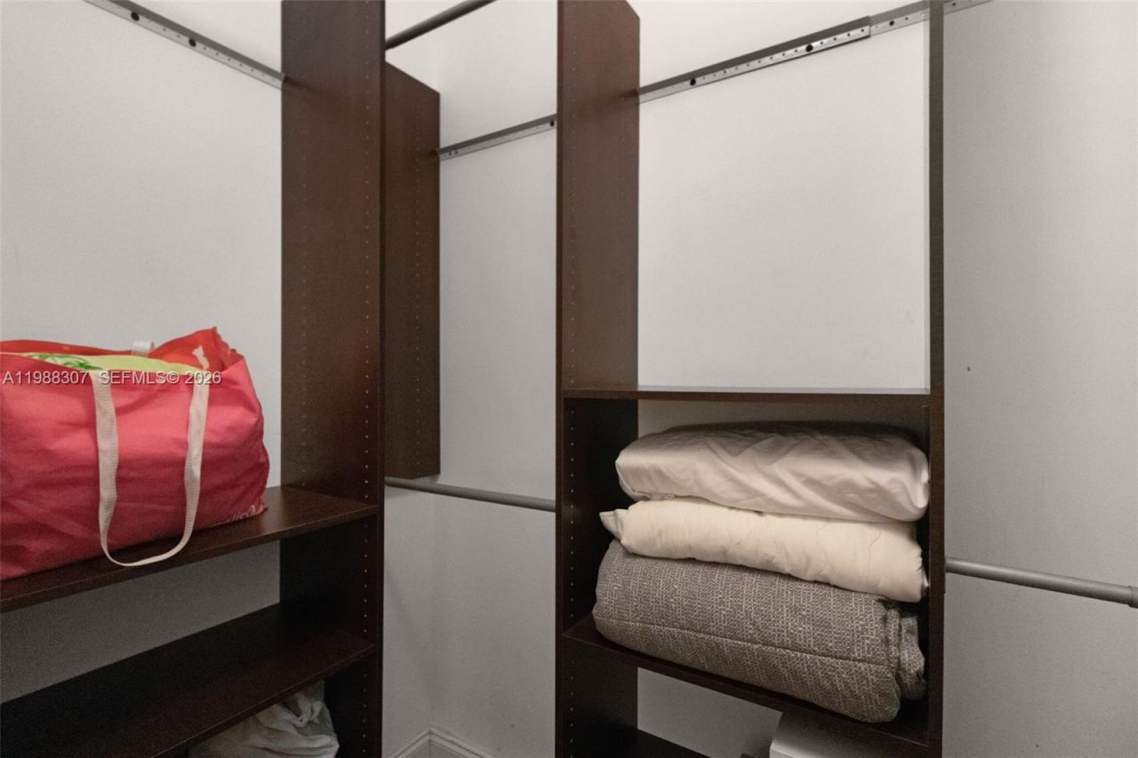 1117 Meridian Ave, Unit 5-1117, Miami Beach, FL 33139 Photo