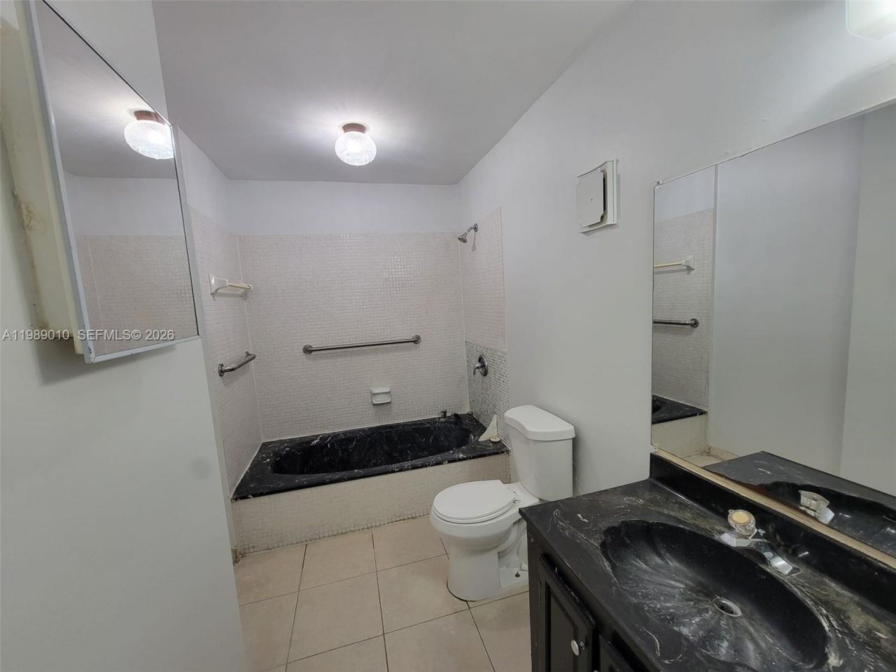 5881 NW 57th Ave , Unit 7, Tamarac, FL 33319 Photo
