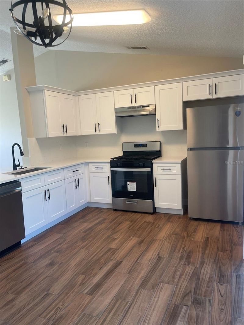 18 Starling Drive , Daytona Beach, FL 32117 Photo