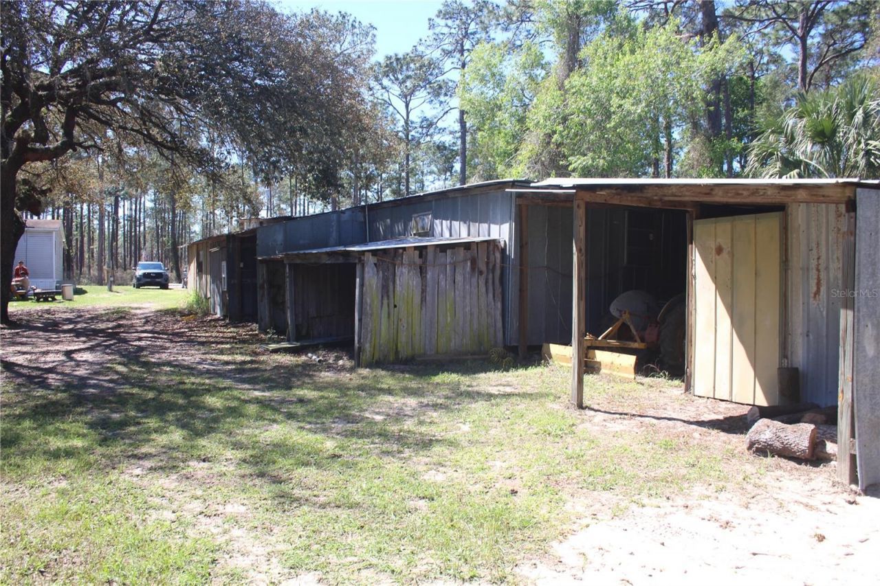 24427 Wild Turkey Road, Paisley, FL 32767 Photo