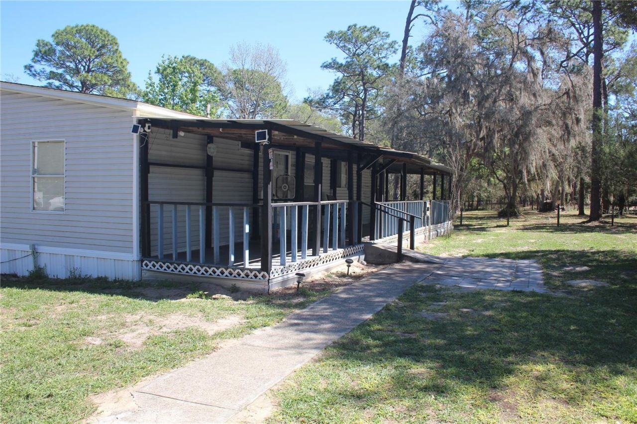 24427 Wild Turkey Road, Paisley, FL 32767 Photo