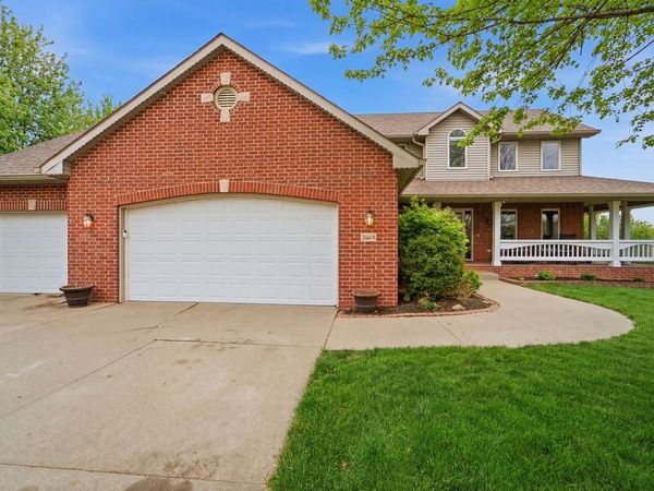 3213 SW Woods Court, Ankeny, IA 50023