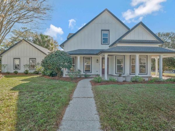 2820 Semoran Ct, Pensacola, FL 32503