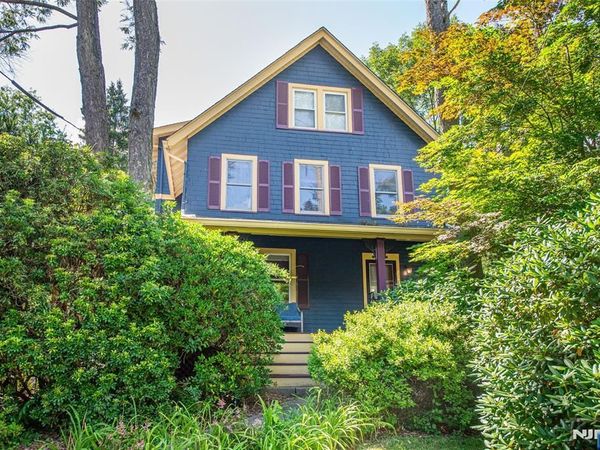 530 Up Mountain Avenue, MONTCLAIR, NJ 07043