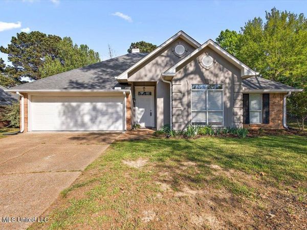 559 Spring Hill Drive, Madison, MS 39110