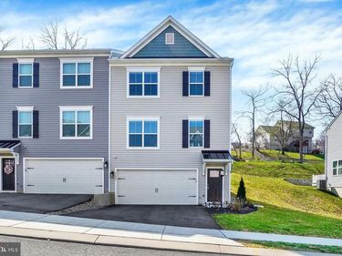 17995 DAVE ANNE CIRCLE, STEWARTSTOWN, PA 17363