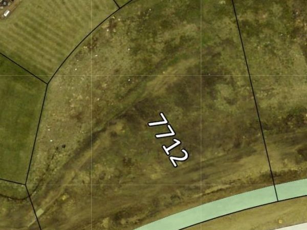 7712 SW Keypoint Drive, Cedar Rapids, IA 52404