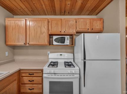 1987 Osage Circle, South Lake Tahoe, CA 96150 Photo