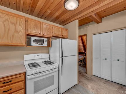 1987 Osage Circle, South Lake Tahoe, CA 96150 Photo