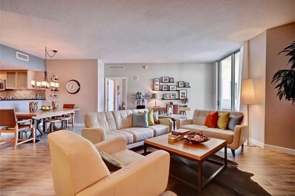 140 S Dixie Hwy , Unit 406, Hollywood, FL 33020 Photo