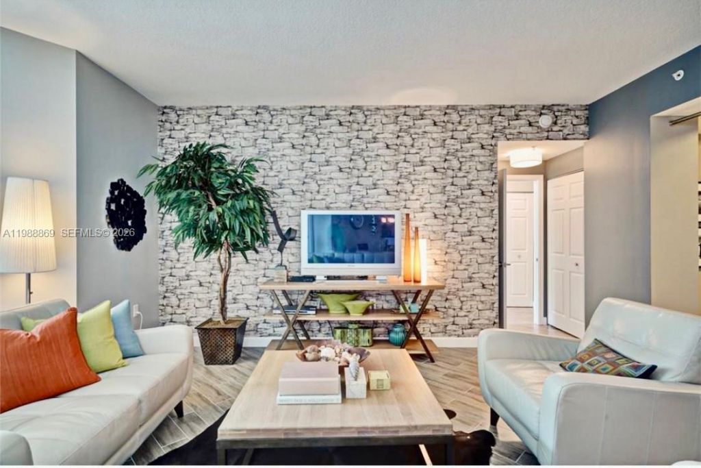 140 S Dixie Hwy , Unit 406, Hollywood, FL 33020 Photo