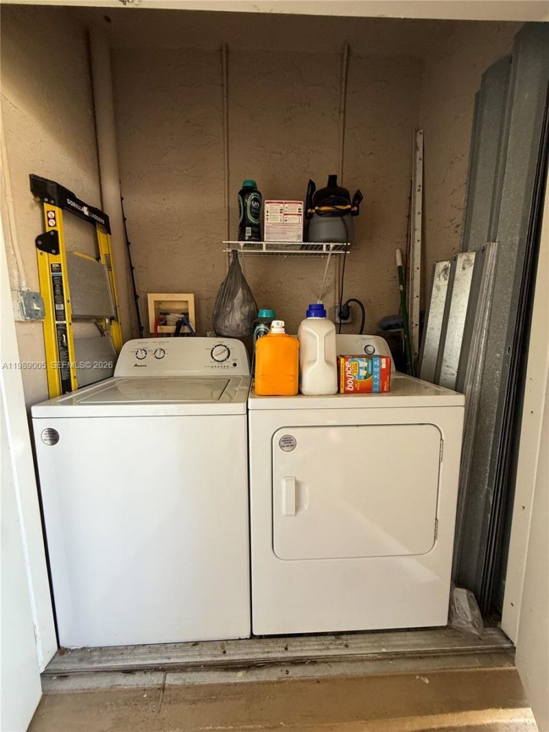 11631 SW 2nd St, Unit 20302, Pembroke Pines, FL 33025 Photo