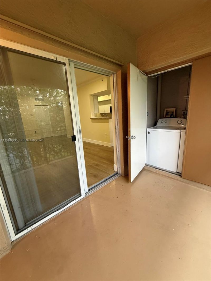 11631 SW 2nd St, Unit 20302, Pembroke Pines, FL 33025 Photo