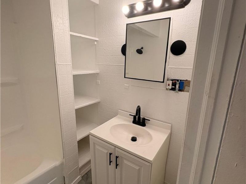 3355 E 118th Street E, Cleveland, OH 44120 Photo 10