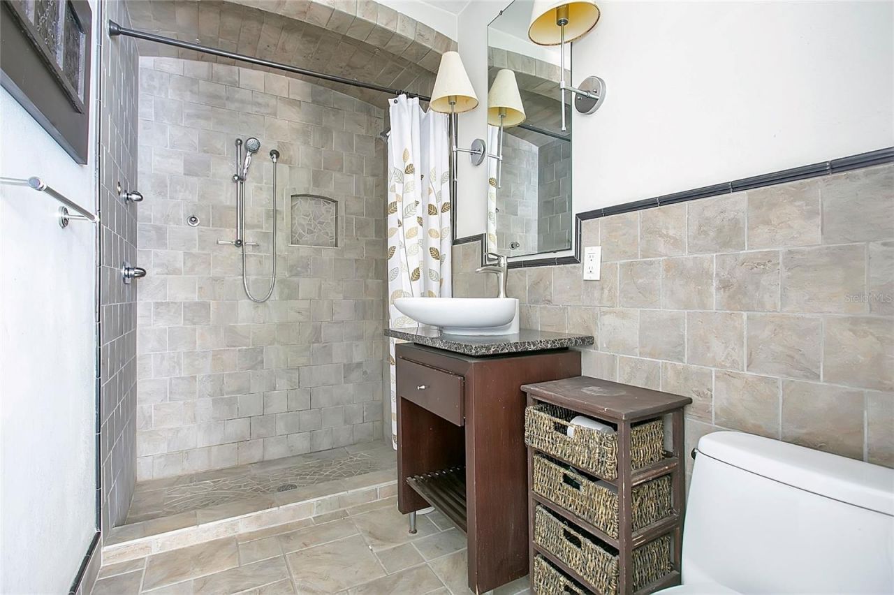 1610 E Jefferson Street , Orlando, FL 32803 Photo