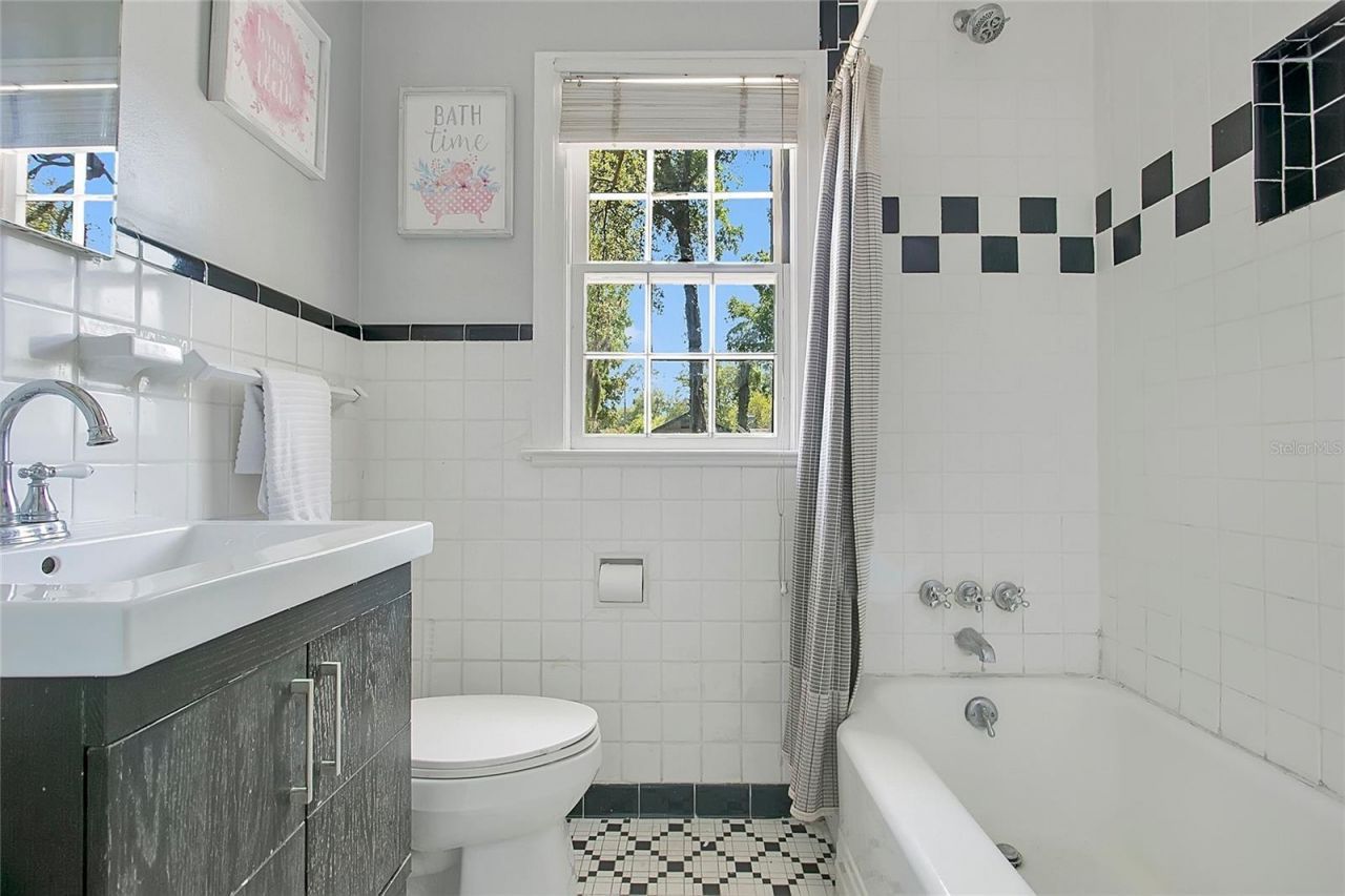 1610 E Jefferson Street , Orlando, FL 32803 Photo