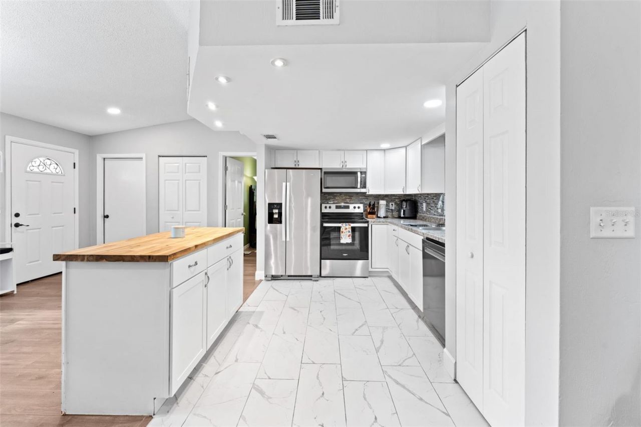 120 Quaker Ridge Drive , Daytona Beach, FL 32119 Photo