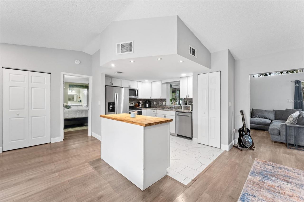 120 Quaker Ridge Drive , Daytona Beach, FL 32119 Photo