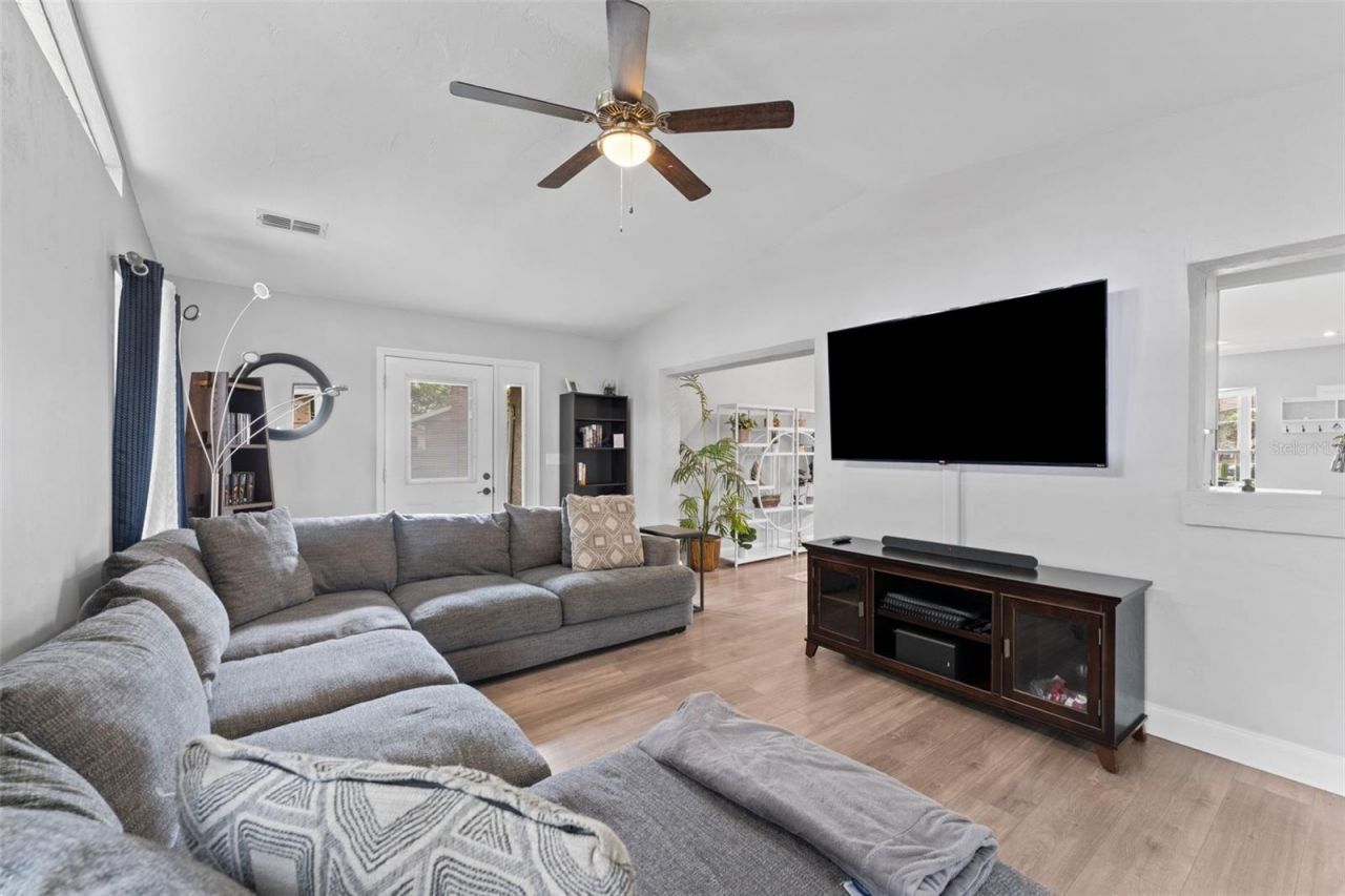 120 Quaker Ridge Drive , Daytona Beach, FL 32119 Photo