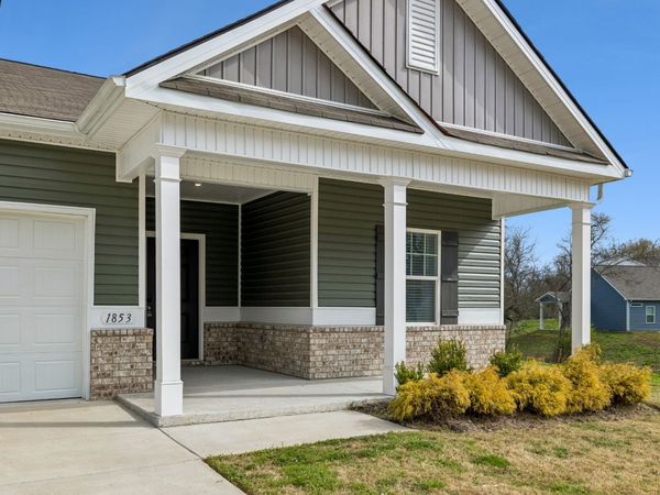 1853 Holdens Hollow, Columbia, TN 38401