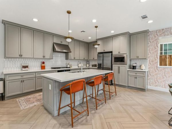 133 E Frost Dr, Mountain House, CA 95391