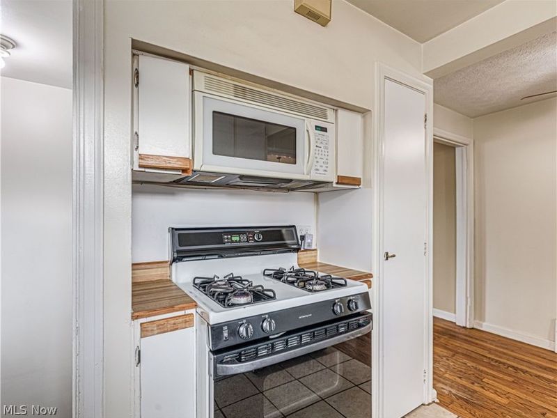 15606 Scottsdale Boulevard, Shaker Heights, OH 44120 Photo 13