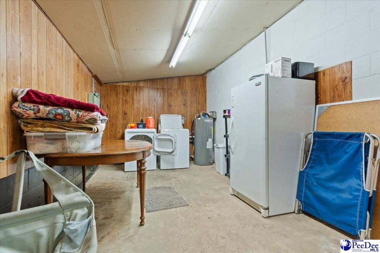 3477 Highway 102 Photo 28