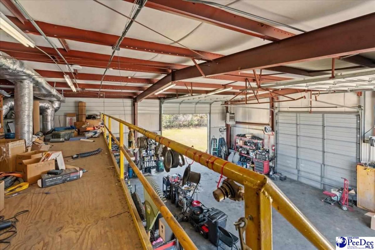 3477 Highway 102 Photo 35