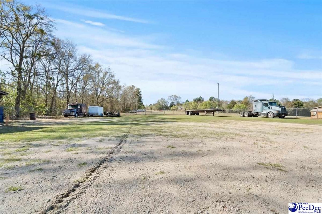 3477 Highway 102 Photo 45